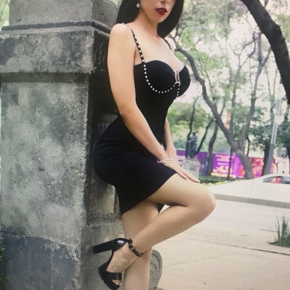 anikaellis1